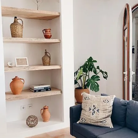 Homestay Retreat Center - Which-house Ferrel (Leiria)