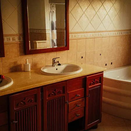 Quarto em Acomodações Particulares Retreat Center - Which-house